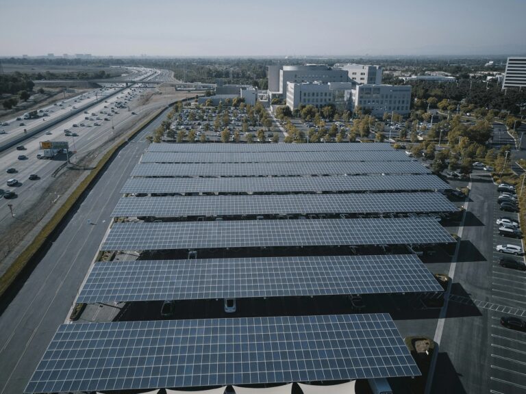 Kostenloses Stock Foto zu alternative energie, drohne aufnahmen, elektrizität